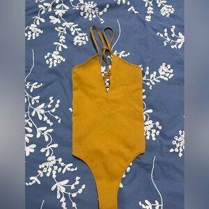 Women’s bodysuit stretchy